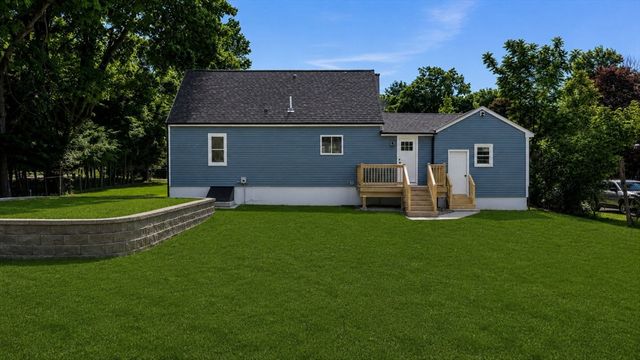 98 Hobart St, East Bridgewater, MA 02333