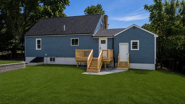 98 Hobart St, East Bridgewater, MA 02333