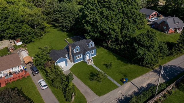 98 Hobart St, East Bridgewater, MA 02333