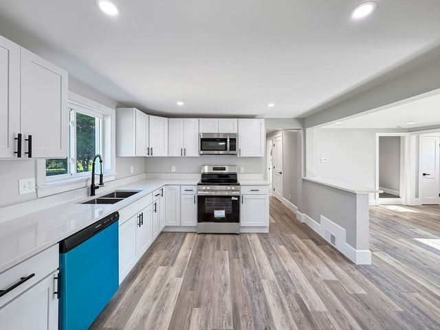98 Hobart St, East Bridgewater, MA 02333