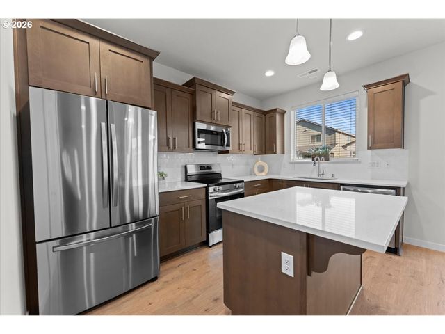 13314 Ne 83RD Way, Vancouver, WA 98682