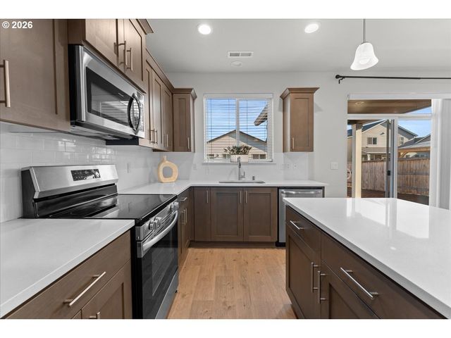 13314 Ne 83RD Way, Vancouver, WA 98682