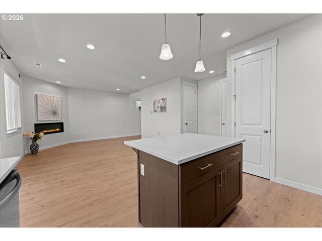 13314 Ne 83RD Way, Vancouver, WA 98682