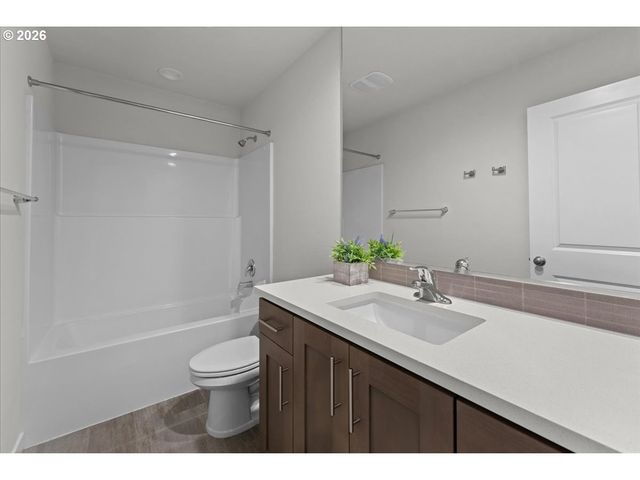 13314 Ne 83RD Way, Vancouver, WA 98682
