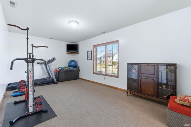 9522 Poplar Creek Place, Leo, IN 46765