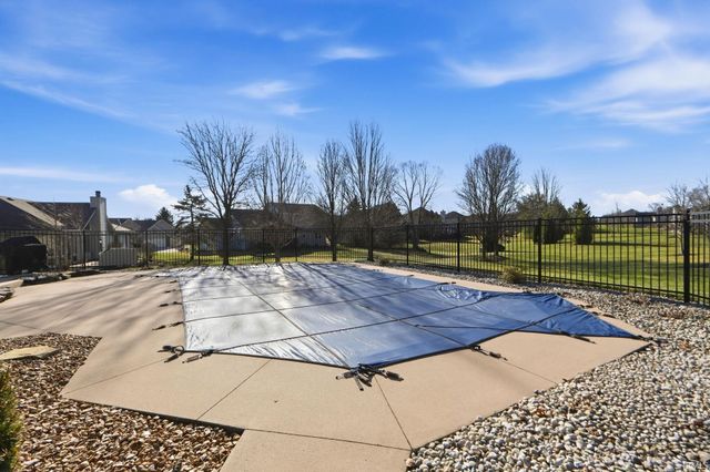 9522 Poplar Creek Place, Leo, IN 46765