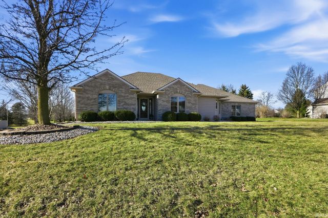 9522 Poplar Creek Place, Leo, IN 46765