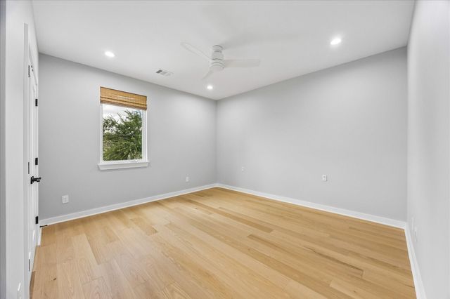 304 Hogan Street, Houston, TX 77009