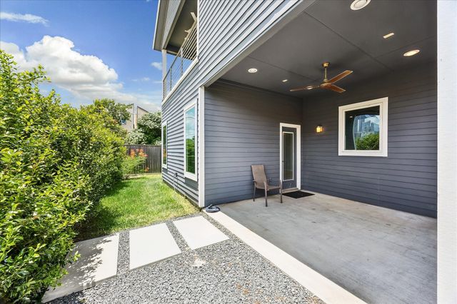 304 Hogan Street, Houston, TX 77009