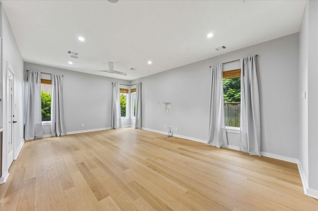 304 Hogan Street, Houston, TX 77009