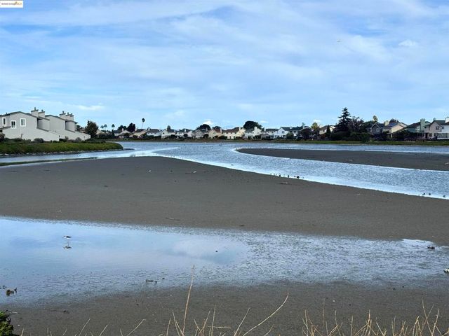 3365 Los Prados St, San Mateo, CA 94403