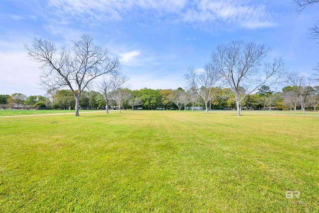 9750 County Road 24, Fairhope, AL 36532