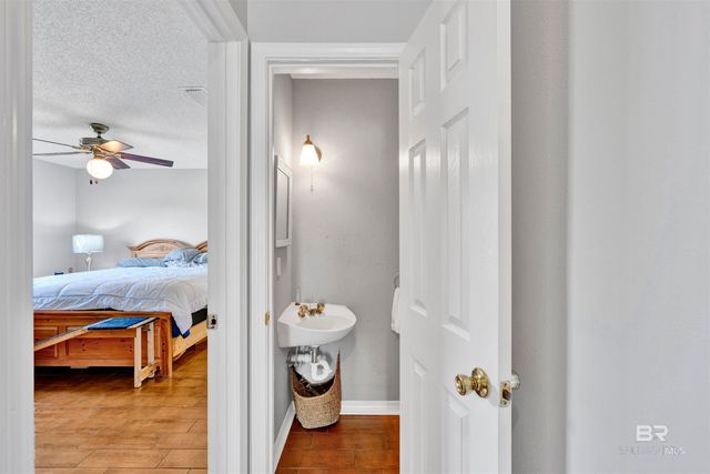 9750 County Road 24, Fairhope, AL 36532