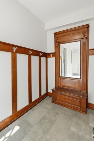 1560 Mckinley Street, Gary, IN 46404