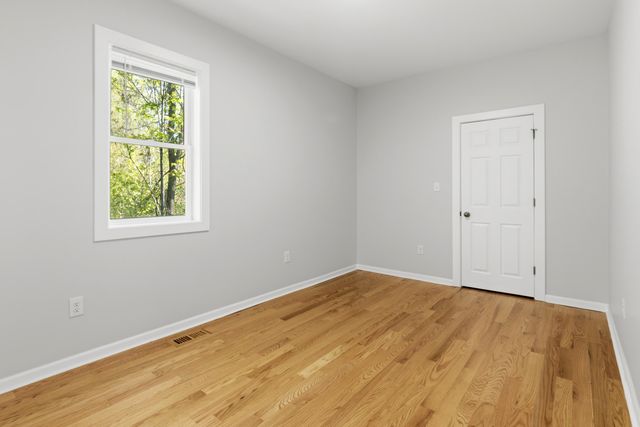 1560 Mckinley Street, Gary, IN 46404