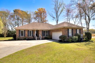 40 Flagstick Court, Sumter, SC 29154