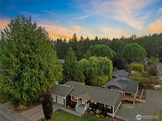 13115 80th Avenue NE, Kirkland, WA 98034