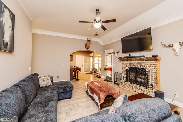 118 County Line Road, Hawkinsville, GA 31036