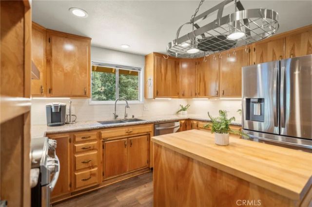 2205 Cypress Way, Pine Mountain Club, CA 93222