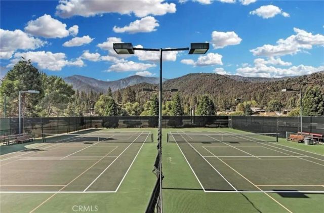 2205 Cypress Way, Pine Mountain Club, CA 93222