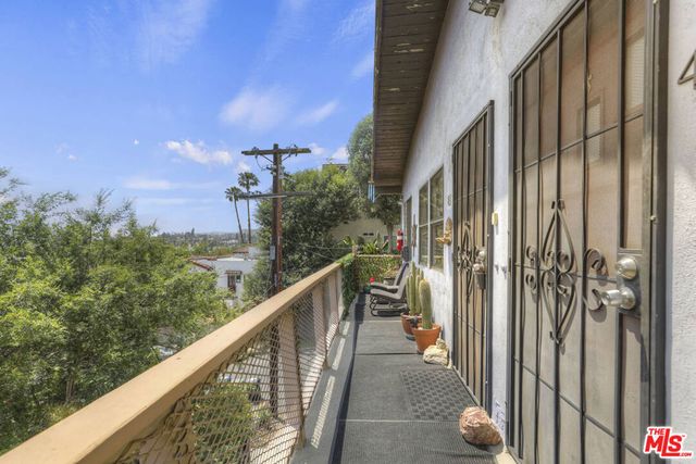 2986 Waverly Drive, Los Angeles, CA 90039