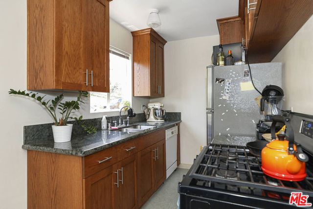 2986 Waverly Drive, Los Angeles, CA 90039