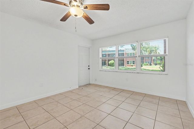 4805 ALT 19 114, Palm Harbor, FL 34683
