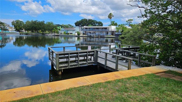 4805 ALT 19 114, Palm Harbor, FL 34683