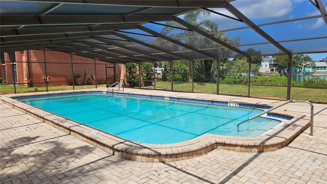 4805 ALT 19 114, Palm Harbor, FL 34683