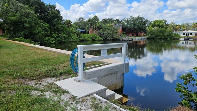 4805 ALT 19 114, Palm Harbor, FL 34683