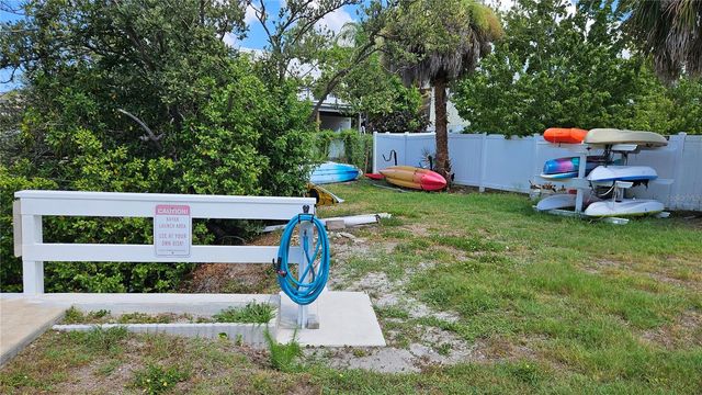 4805 ALT 19 114, Palm Harbor, FL 34683