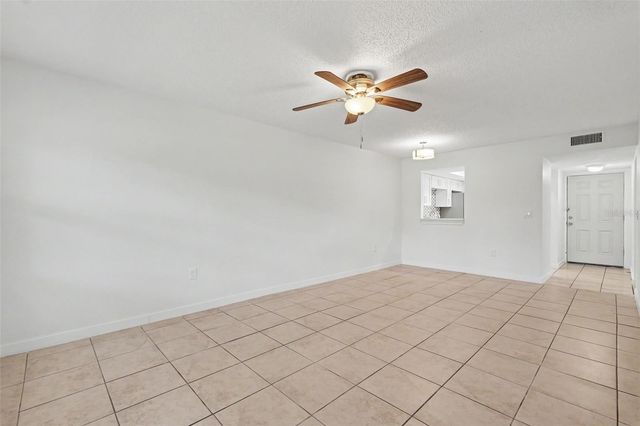 4805 ALT 19 114, Palm Harbor, FL 34683