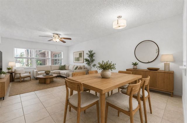 4805 ALT 19 114, Palm Harbor, FL 34683