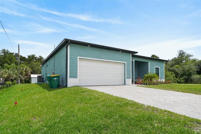 21434 DEKALS AVENUE, Port Charlotte, FL 33952