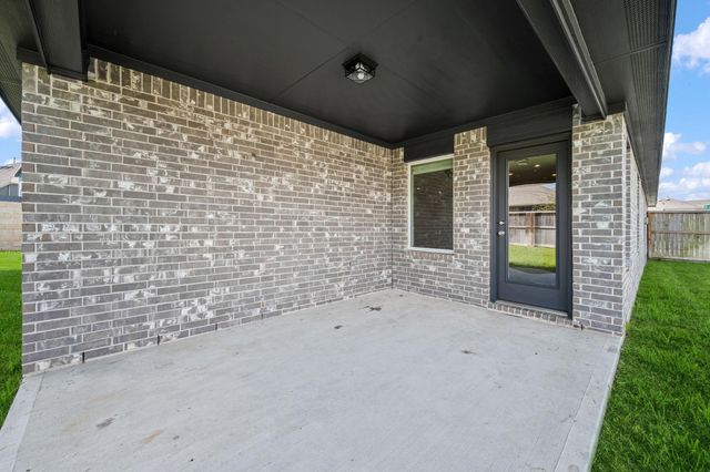 901 Brazos Trail, Dayton, TX 77535
