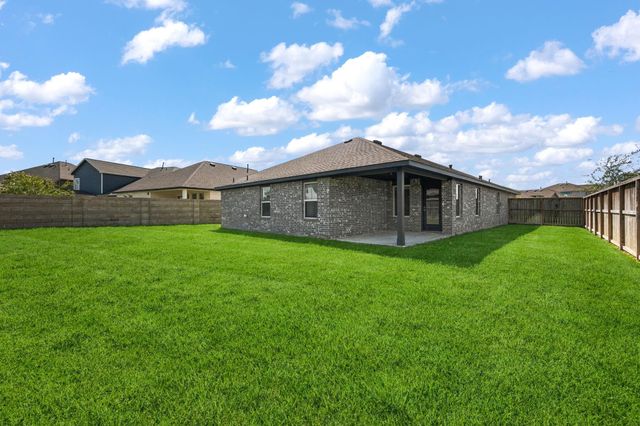 901 Brazos Trail, Dayton, TX 77535