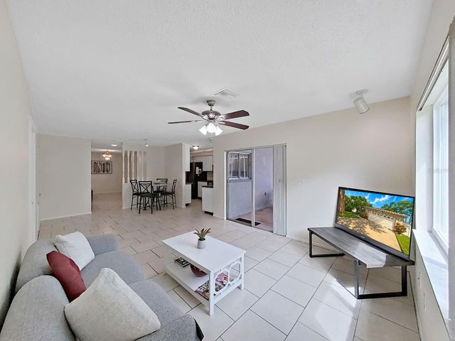 6996 122ND DRIVE, Largo, FL 33773