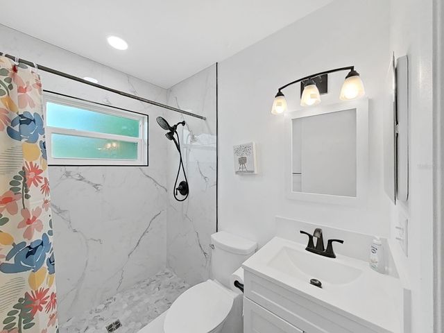 6996 122ND DRIVE, Largo, FL 33773