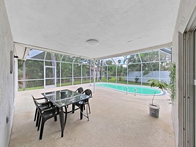 6996 122ND DRIVE, Largo, FL 33773