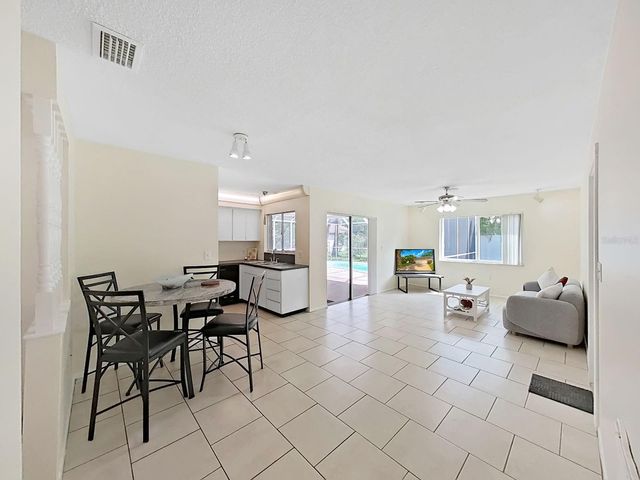 6996 122ND DRIVE, Largo, FL 33773