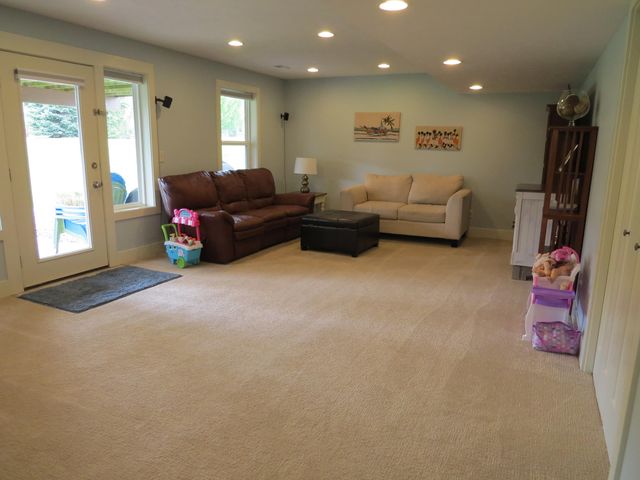 12961 Sweetbriar Drive, Grand Haven Twp, MI 49417