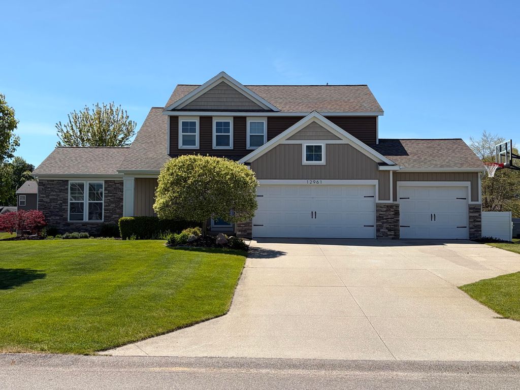 12961 Sweetbriar Drive, Grand Haven Twp, MI 49417