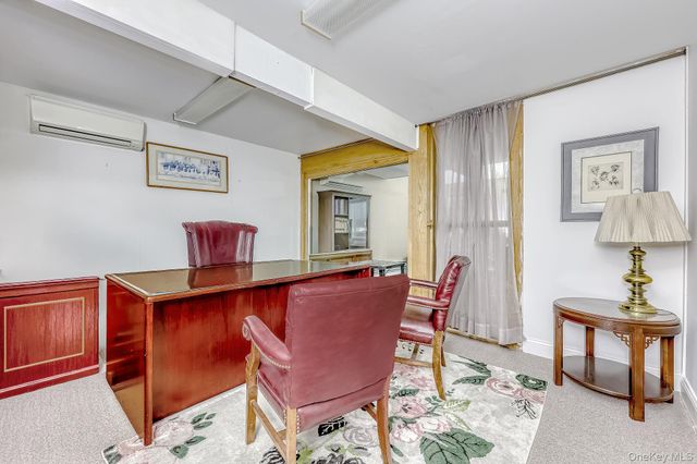 5 S Little Tor Road, New City, NY 10956