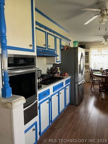 9007 E 29th Court, Tulsa, OK 74129