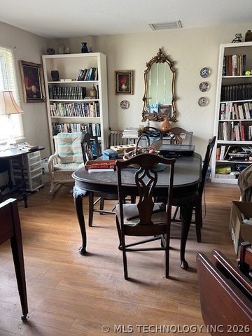 9007 E 29th Court, Tulsa, OK 74129