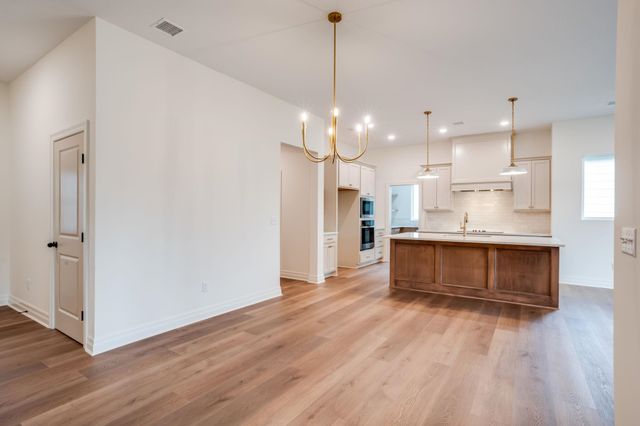 1634 N Forestview St, Wichita, KS 67235