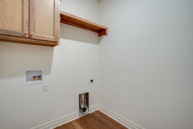 1634 N Forestview St, Wichita, KS 67235
