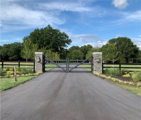 144 Old Asbury Road, Anderson, SC 29625