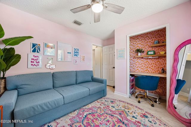 831 DIVISION Street, Fernandina Beach, FL 32034