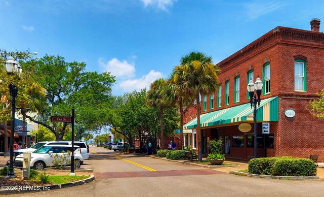 831 DIVISION Street, Fernandina Beach, FL 32034